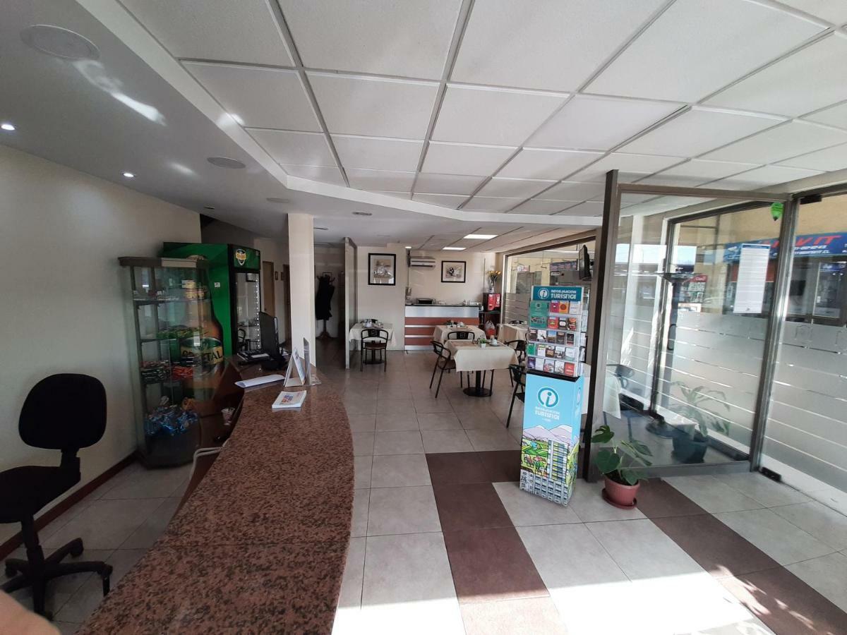 Hotel Nativo Y Cafeteria